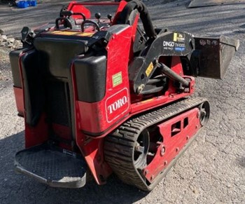 2020 Toro Dingo TX1000W Skid Steer with Blue Diamond bucket and Branch Manager log grapple