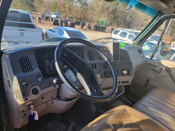 2009 Sterling LT7500 Heil 25 Yd Rear Load Garbage Truck