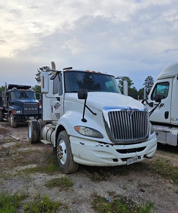 2011 International DS Prostar Truck
