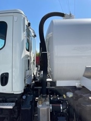 2014 Freightliner Cascadia Vacuum Truck, 3500 Gallon Tank Capacity