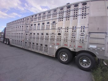 2012 MERRITT 48’ LIVESTOCK SEMI TRAILER, VIN 1MT2N4824CH022510