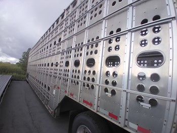 2012 MERRITT 48’ LIVESTOCK SEMI TRAILER, VIN 1MT2N4824CH022510