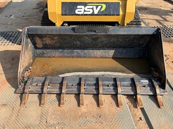 2022 ASV RT75HD Compact Track Loader (Posi-Track) with 72” Bucket