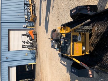 2017 Vermeer RTX130 Trencher with Vermeer TRL33 Trailer