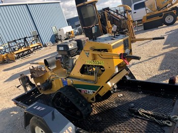 2017 Vermeer RTX130 Trencher with Vermeer TRL33 Trailer