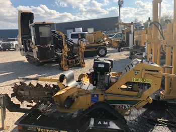 2017 Vermeer RTX130 Trencher with Vermeer TRL33 Trailer