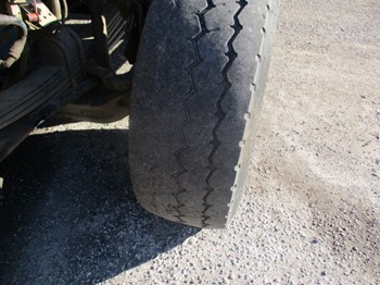 2015 Kenworth T800 Six Axle Dump Truck