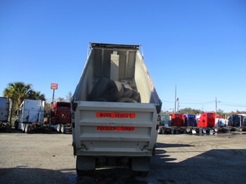 2015 Kenworth T800 Six Axle Dump Truck
