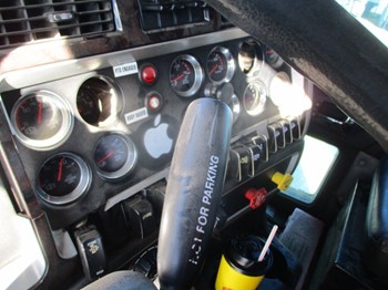 2015 Kenworth T800 Six Axle Dump Truck