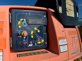 2013 JLG 400s Lift
