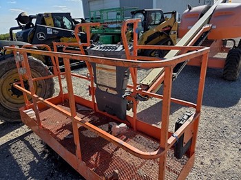2013 JLG 400s Lift