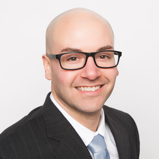 Headshot of Derick Walker.
